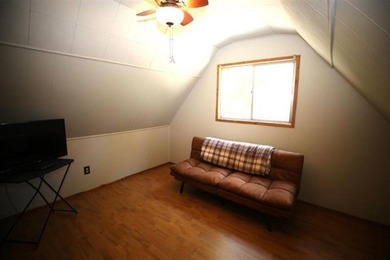 Welcome to this super cozy, cabin feeling, A-frame sitting at - photo 19