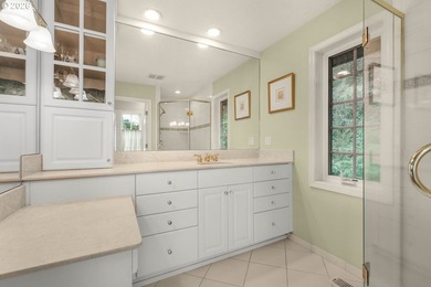 Quality craftsmanship and thoughtful design come together in - photo 28