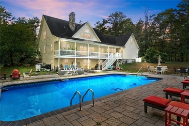 Custom-built by the original builder and set behind automatic - photo 1