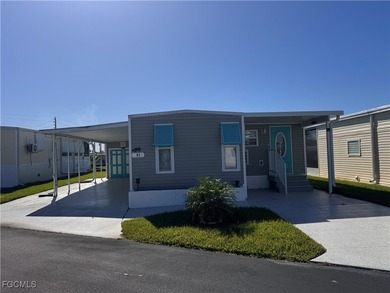 Caloosahatchee River Home For Sale in Fort Myers Florida