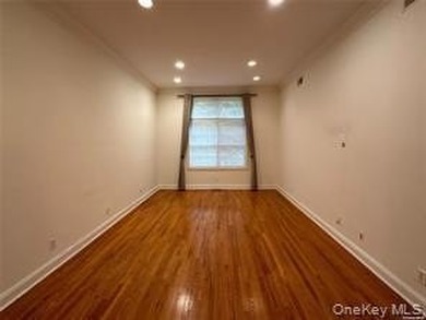 Two Story Foyer 1st Floor MBR, Lr, Formal Dr, Eik, Great Room W/ - photo 11