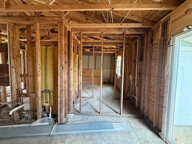 Investor Special! This partially renovated gem in Panama City is - photo 14