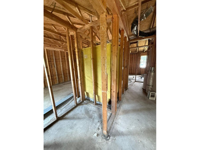 Investor Special! This partially renovated gem in Panama City is - photo 31