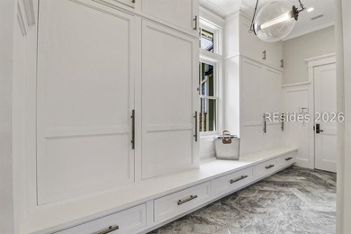 8 Anson Park Road East is an estate that simply leaves an - photo 45