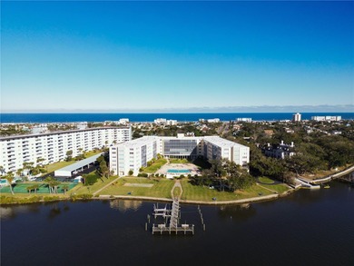 (private lake, pond, coastal) Condo For Sale in Daytona Beach Florida