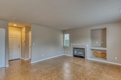 Beautiful 4 bedroom 2.5 bath home with tons of curb appeal is - photo 11