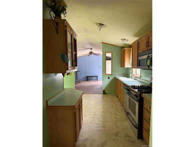 Your Own Private Paradise Awaits Some properties check the boxes - photo 13