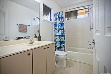Enjoy the space, comfort, and convenience of Royal Kunia living - photo 14