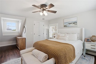 Escape to the highly sought-after Touisset Point area in this - photo 15