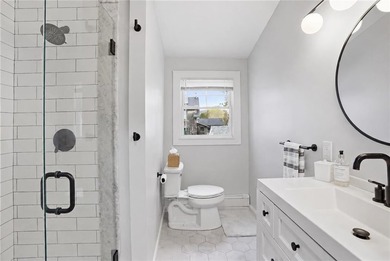 Escape to the highly sought-after Touisset Point area in this - photo 16