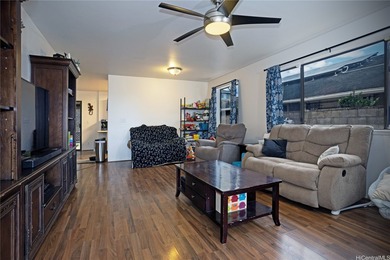 Enjoy the space, comfort, and convenience of Royal Kunia living - photo 18