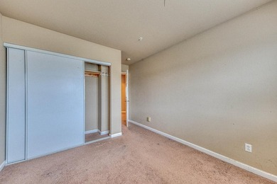 Beautiful 4 bedroom 2.5 bath home with tons of curb appeal is - photo 27