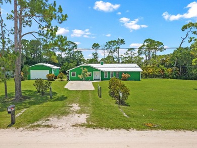 Discover the charm and character of this custom-built cedar home - photo 41