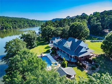 Welcome to your dream home on Piney Bay! This exquisite property - photo 2
