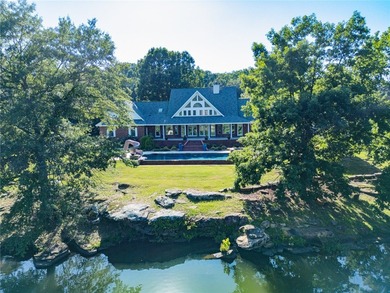 Welcome to your dream home on Piney Bay! This exquisite property - photo 3