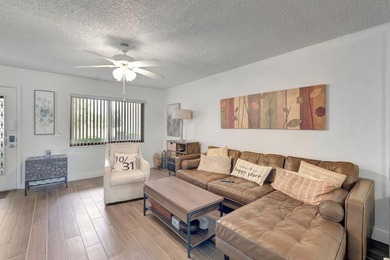 Rare 1st Floor Gem in Isle of Capri - Fully Updated! Experience - photo 16