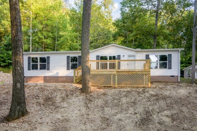 Lake Home For Sale in Kingston, Tennessee