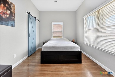 Additional listing photo 4