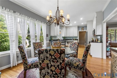 This stunning Joel Sheperd classic home offers a highly - photo 8