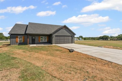 Lake Home For Sale in Granbury, Texas