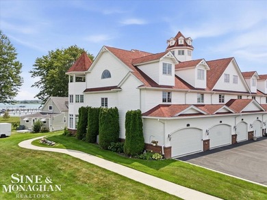 Welcome to Pearl Beach Waterfront Estates... A stunning New - photo 3