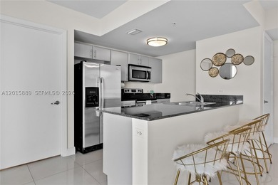 Discover the perfect blend of luxury, comfort, and convenience - photo 7