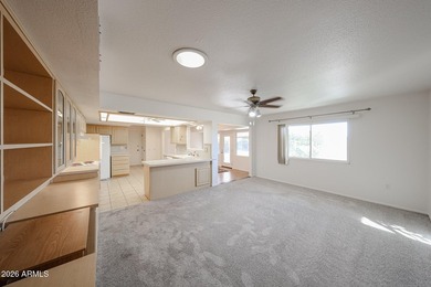 Looking to enjoy a Sun City Lifestyle? This is a well maintained - photo 12