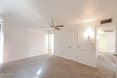 Looking to enjoy a Sun City Lifestyle? This is a well maintained - photo 18