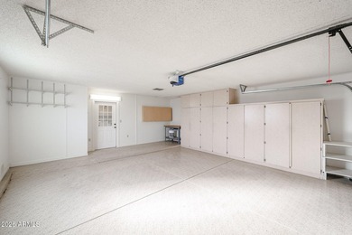 Looking to enjoy a Sun City Lifestyle? This is a well maintained - photo 33