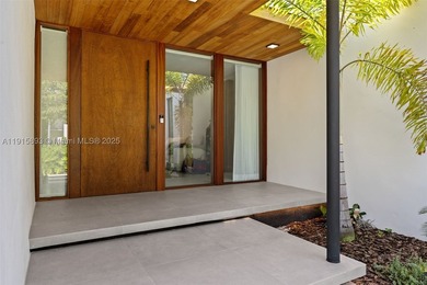 Brand-new 2024 complete remodel and fully furnished !! This - photo 6