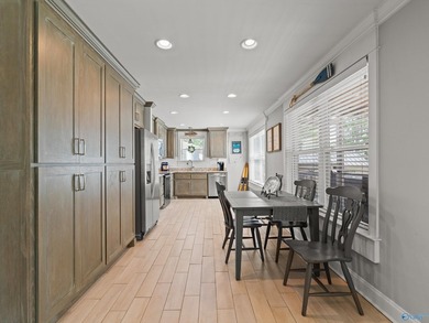 Beautifully updated home on Elk River! 3BR/2BA 1320sf house with - photo 9