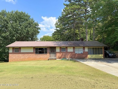 Watts Bar Lake Home Sale Pending in Kingston Tennessee