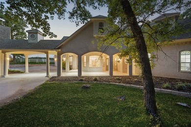 Private Equestrian Retreat in Butterfield Junction on 10 Acres - photo 3