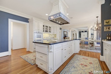Riverside Elegance Meets Neoclassical Grandeur: Experience the - photo 11