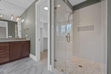 Built by Speight Built, this stunning modern European-inspired - photo 44