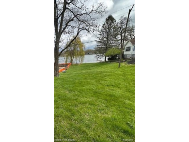 Lake Lot For Sale in Brighton, Michigan