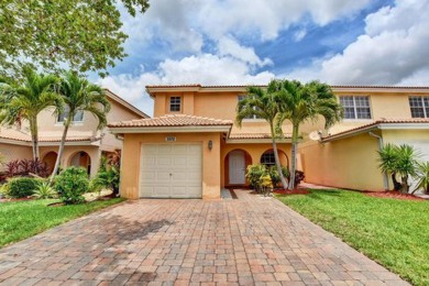 (private lake, pond, creek) Home For Sale in West Palm Beach Florida