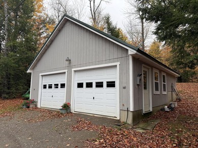 Year Round Mattwamkeag Lake home! Sitting close to water edge - photo 12