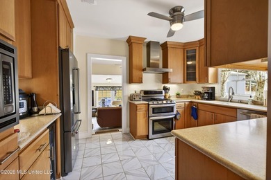 A charming and historical three bedroom, three bath cottage is - photo 13
