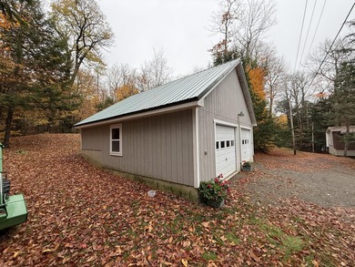 Year Round Mattwamkeag Lake home! Sitting close to water edge - photo 14