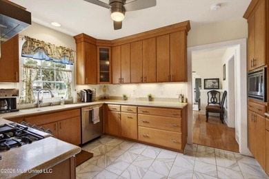 A charming and historical three bedroom, three bath cottage is - photo 15