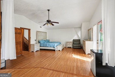 A private lake retreat priced below appraised value. Discover - photo 21