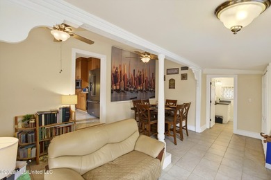 A charming and historical three bedroom, three bath cottage is - photo 21