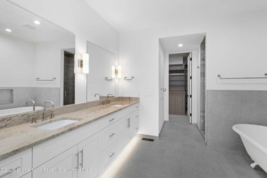 Enjoy this BRAND-NEW CONSTRUCTION Duplex with stunning Direct Mt - photo 25