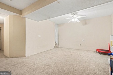A private lake retreat priced below appraised value. Discover - photo 28