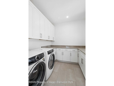 Enjoy this BRAND-NEW CONSTRUCTION Duplex with stunning Direct Mt - photo 32