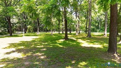 Back on market at no fault of seller! Nestled in the heart of - photo 3
