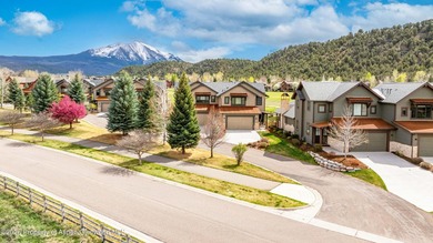 Enjoy this BRAND-NEW CONSTRUCTION Duplex with stunning Direct Mt - photo 34