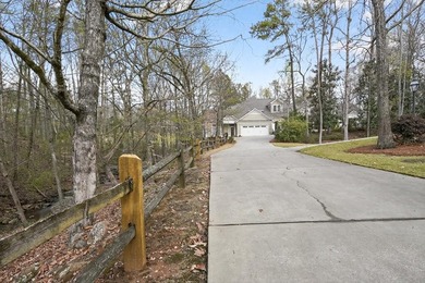 Welcome to 4701 Turnberry Lane 9B, located in the highly - photo 34