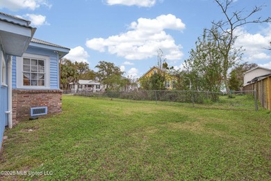 A charming and historical three bedroom, three bath cottage is - photo 40